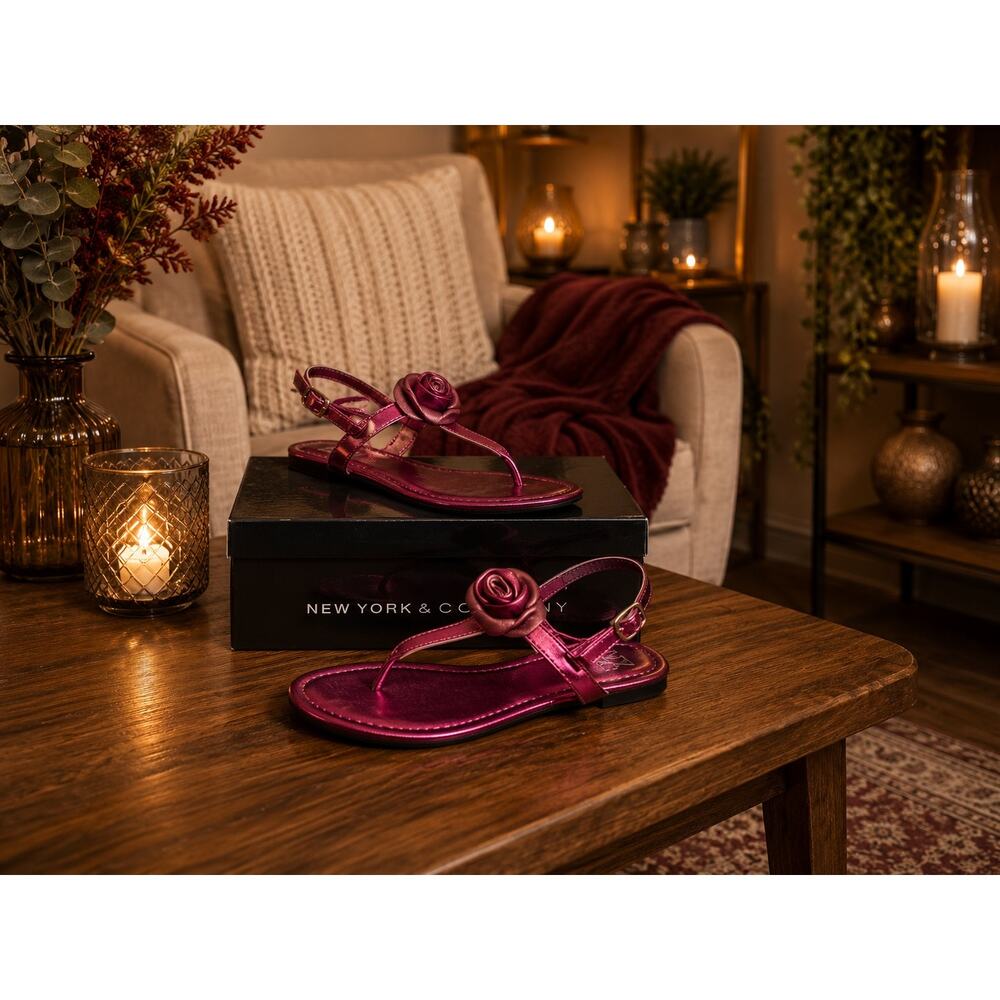 New York & Co Pink Rosette Thong Sandals Soft Girl RomCom Beach Size 7 NIB Glam